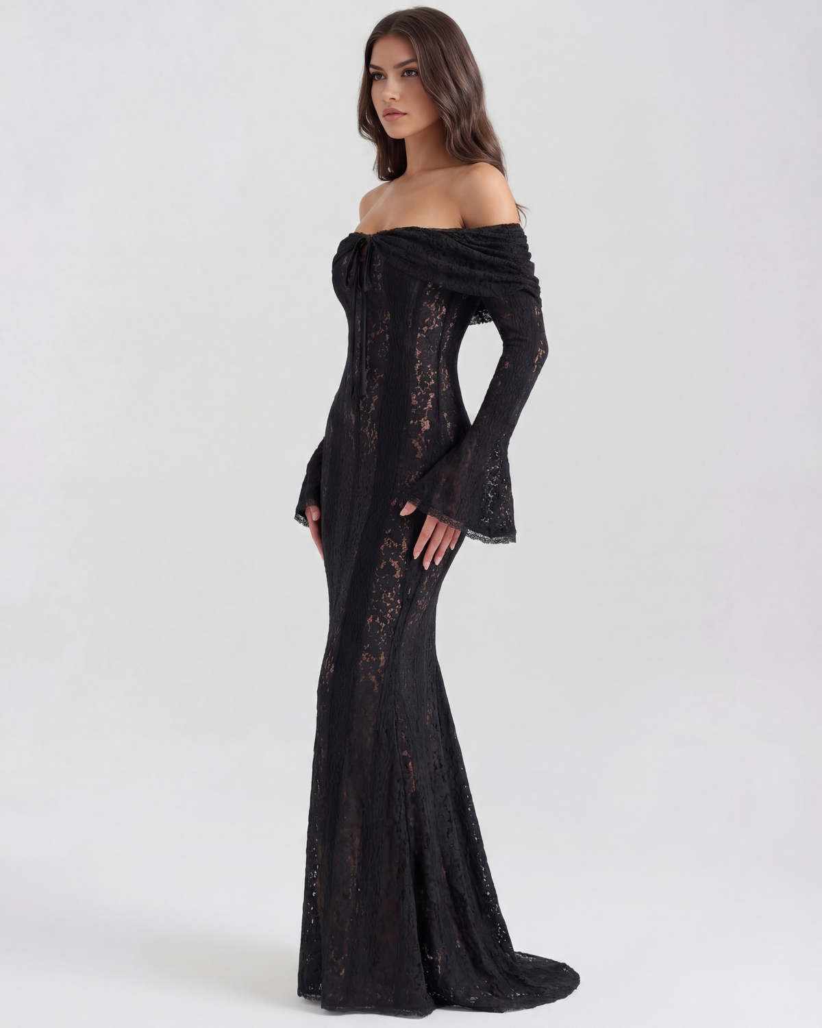 Alessandra Maxi Dress in black